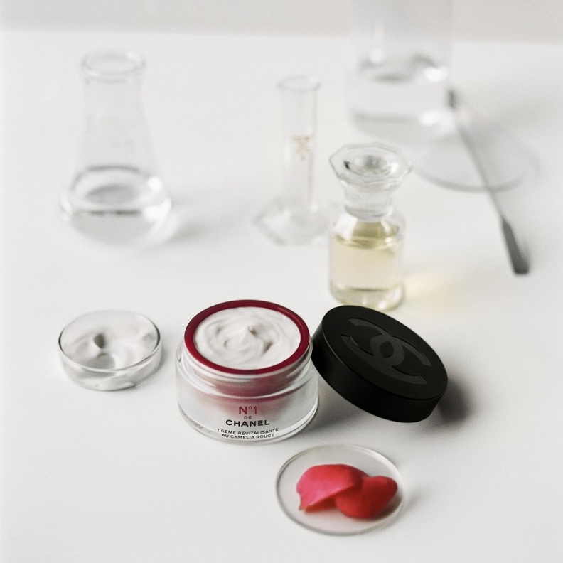  مجموعة " N° 1 de CHANEL "  السابقة لعصرها