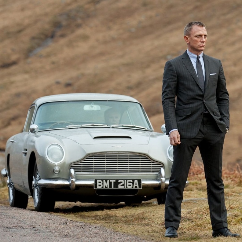 سيارة جيمس بوند 