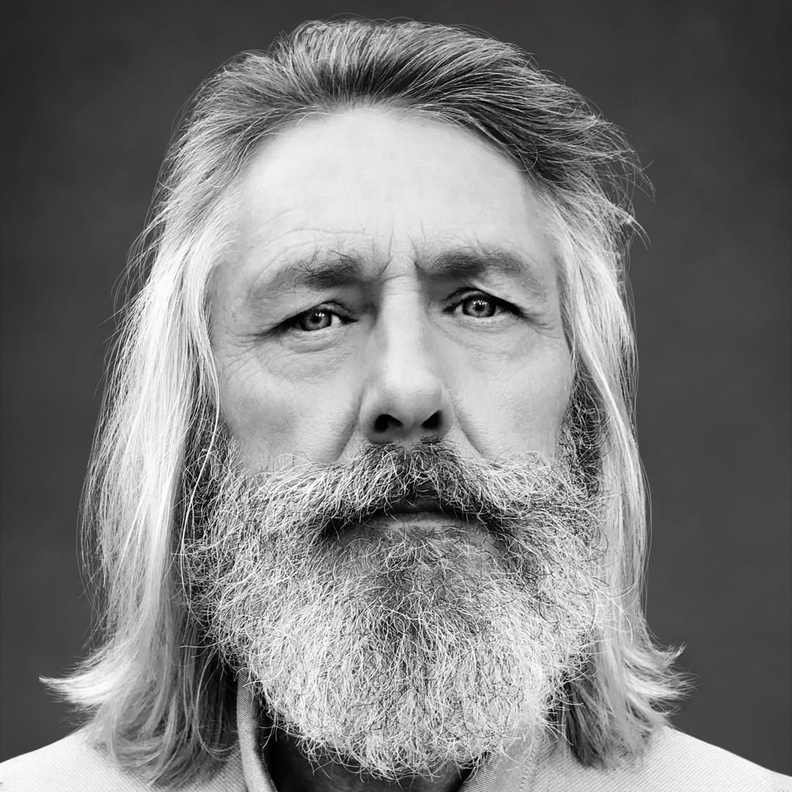 مسلسل "Lord of the Rings"