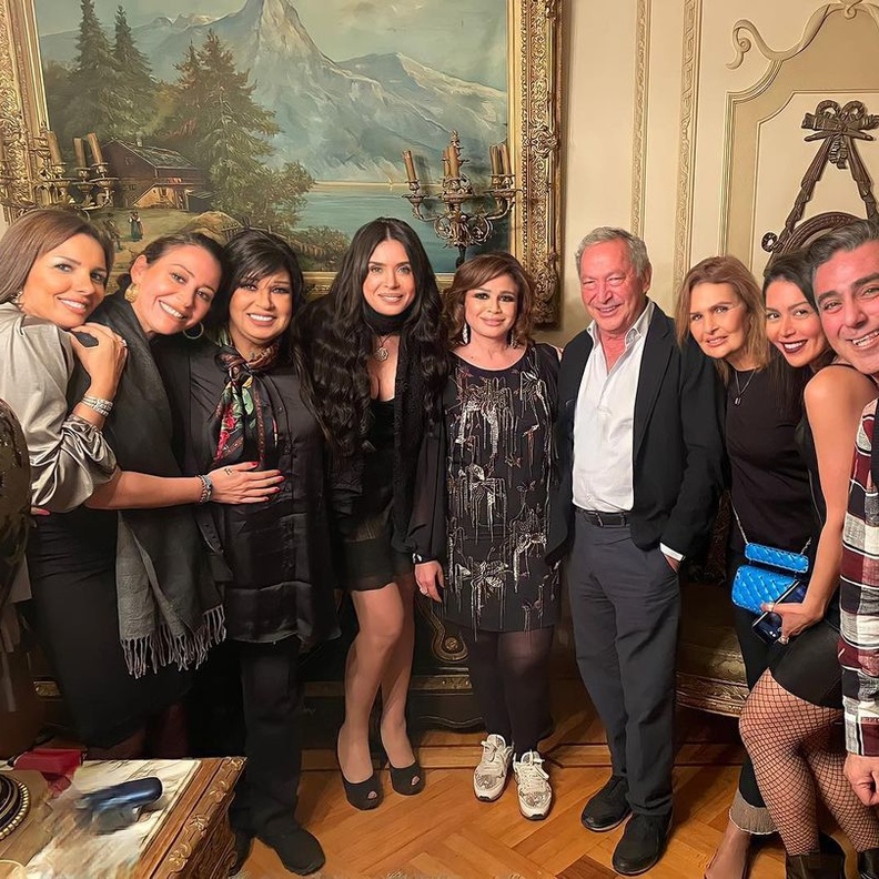 إلهام شاهين في حفل عيد ميلادها