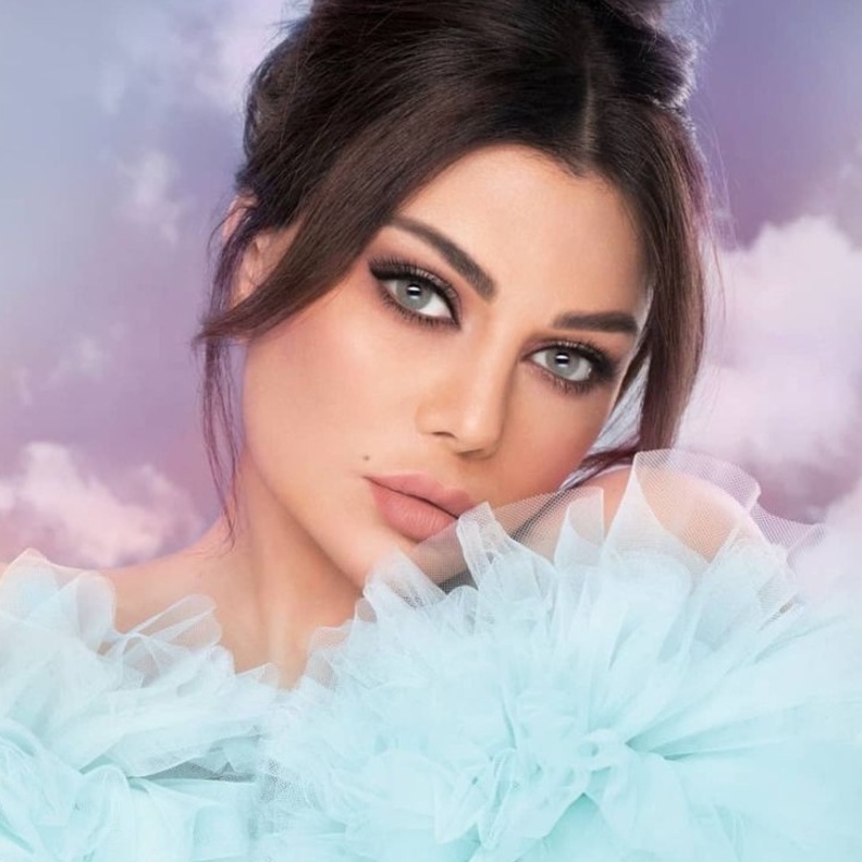 هيفاء وهبي وابنتها وحفيدتها بـ نيو لوك متشابه هل يتقاسمن الشبه