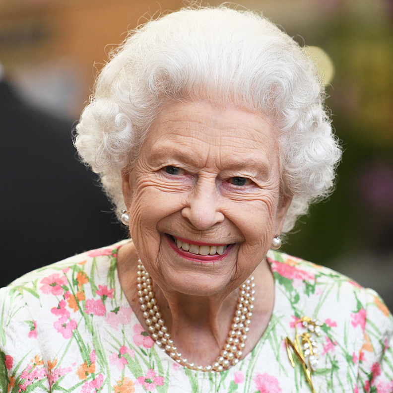 شاهدوا العملة التذكارية الجديدة احتفالا اليوبيل البلاتيني للملكة