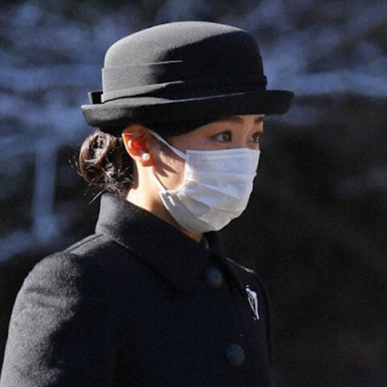 الأميرة كيكو تزور الضريح الإمبراطوري في هاتشيوجي