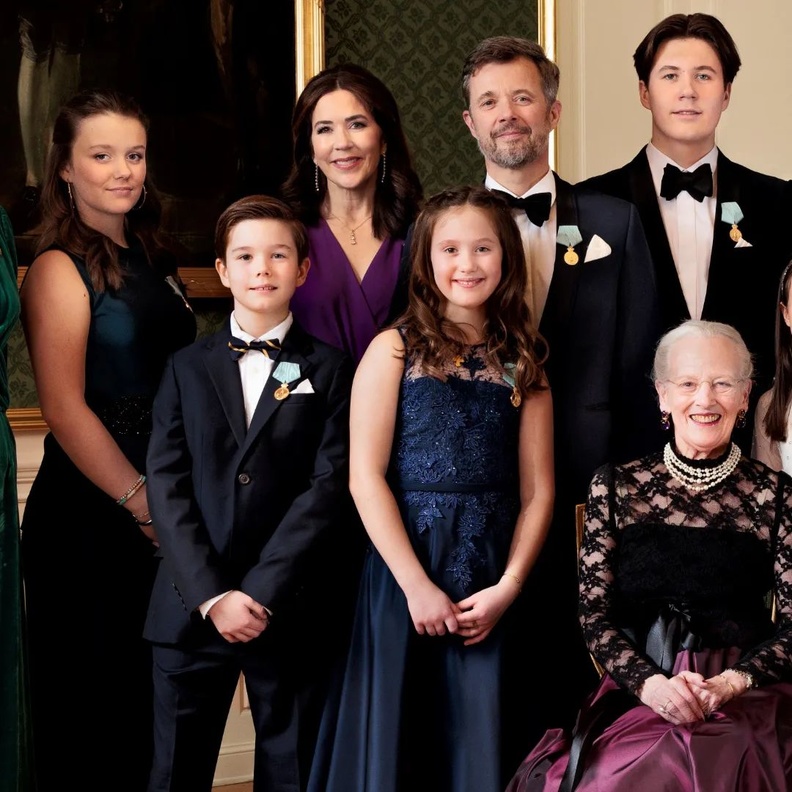 صورة رسمية جديدة بمناسبة احتفالات اليوبيل الذهبي لملكة الدنمارك