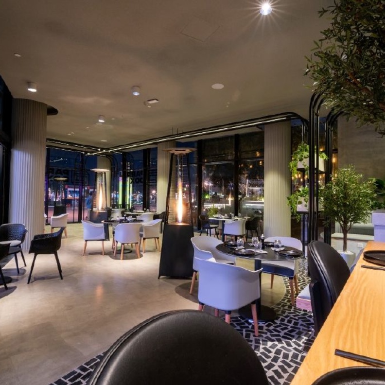 لاونج "برادوكس" وجهة استثنائية للباحثين عن مذاقات القهوة وألوان الموسيقى في "موسم الرياض"