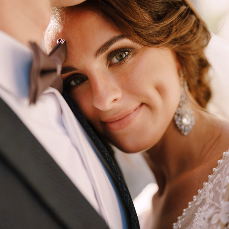 shutterstock_أمور يجب وضعها في الاعتبار قبل اختيار موعد حفل الزفاف