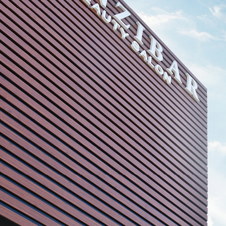 عززي جمالك في السنة الجديدة مع صالون  زانزيبار 