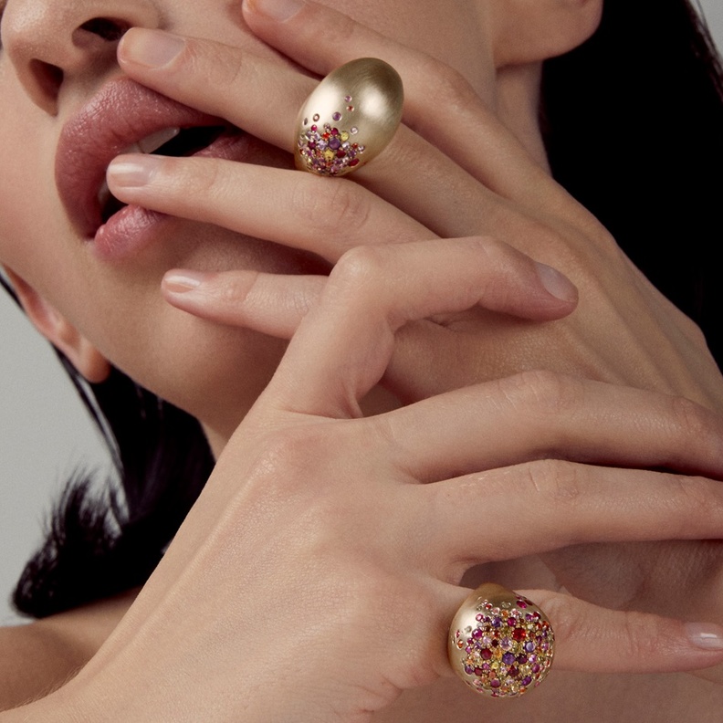 أروع الخواتم المرصعة بالياقوت متعدد الألوان لإطلالة يومية جذابة