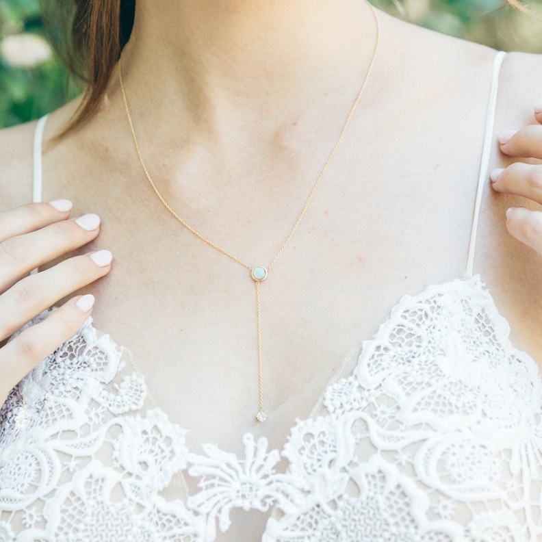 أروع المجوهرات المرصعة بالأوبال الأسترالي