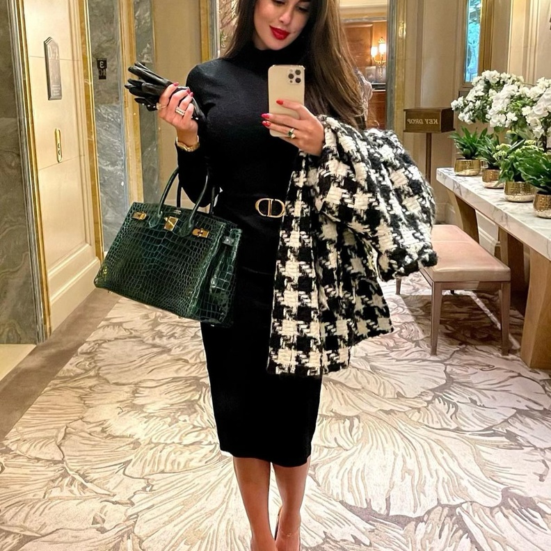 أفكار مميّزة لتنسيق الجاكيت بأناقة مستوحى من ياسمين صبري