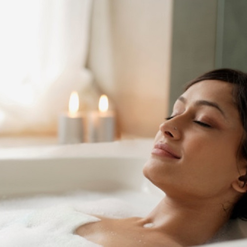 كيف يمنع الاستحمام من الإصابة بالسكتات القلبية والدماغية