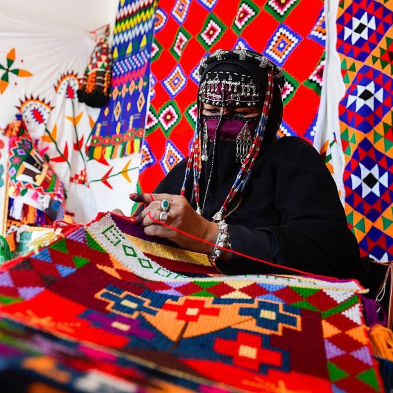 نسج الصوف في "نجناج" المنطقة الغربية.. تاريخ أصيل وتراث لا مثيل له 