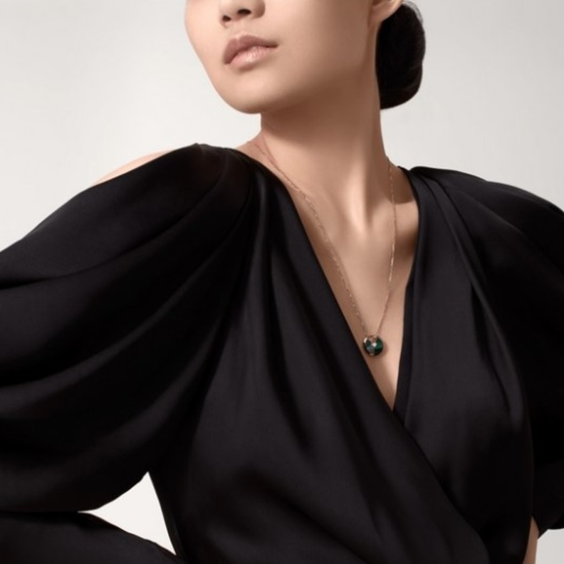 صورة رئيسية Amulette