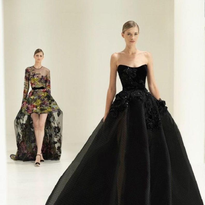 فساتين خطوبة مخملية@eliesaab