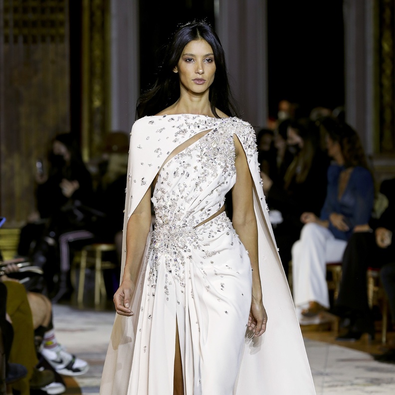 فساتين راقية باللون الابيض @zuhairmurad