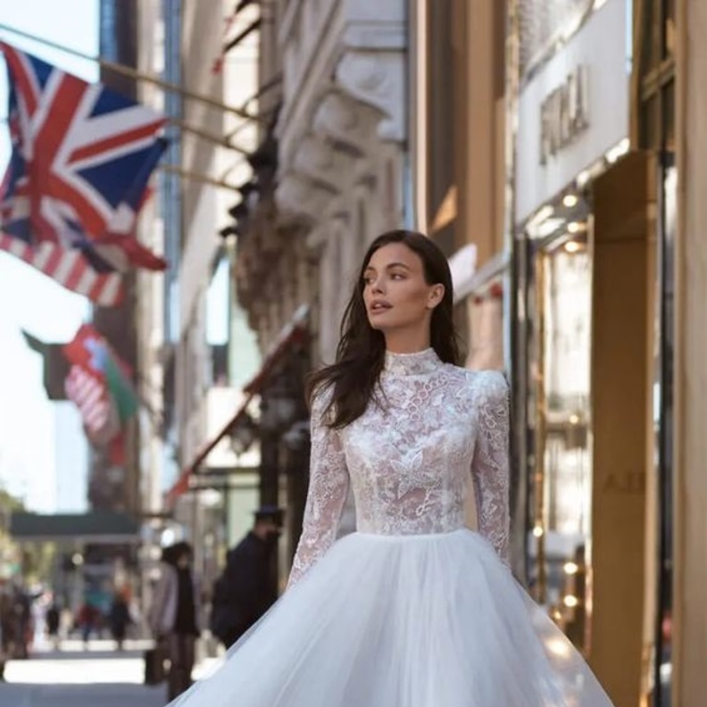 فساتين زفاف ميدي@wonaconcept