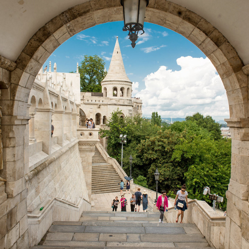 متعة السياحة في بودابست ونصائح هامة قبل السفر بواسطة Nick Moulds