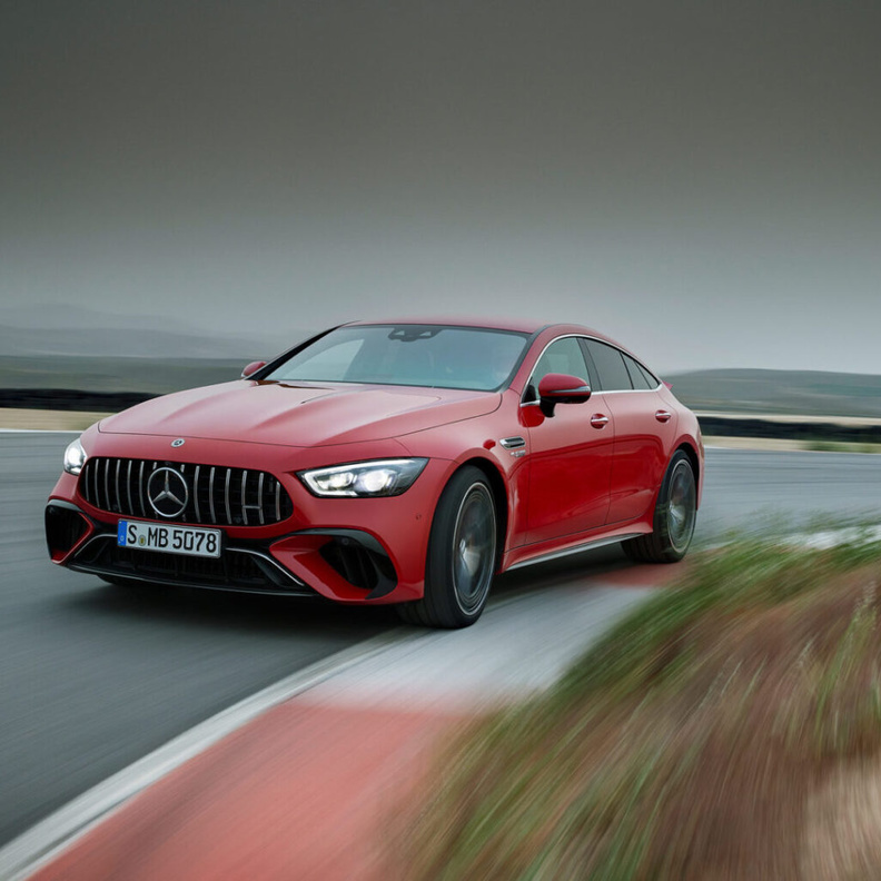 محرك سيارة مرسيدس GT 63 SE بيرفورمانس