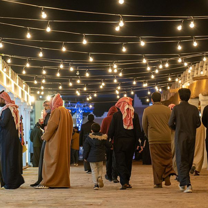 شجن الربابة وعروض العمالقة.. عروض ترفيهية وتراثية ساحرة في شتاء درب زبيدة