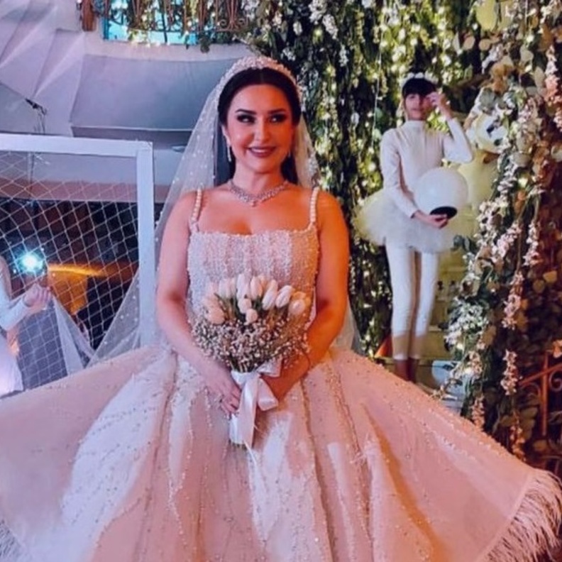 لقطات مميزة من حفل زفاف شهد برمدا وأحمد صالح بحضور النجوم.