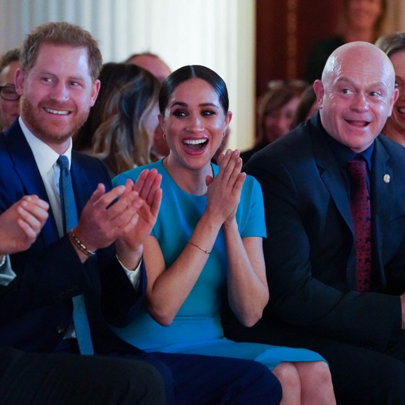 ميغان ماركل والأمير هاري يفوزان بجائزة منظمة NAACP