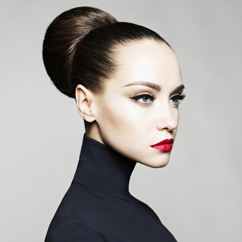 تسريحات شعر بسيطة مناسبة ليوم الحب