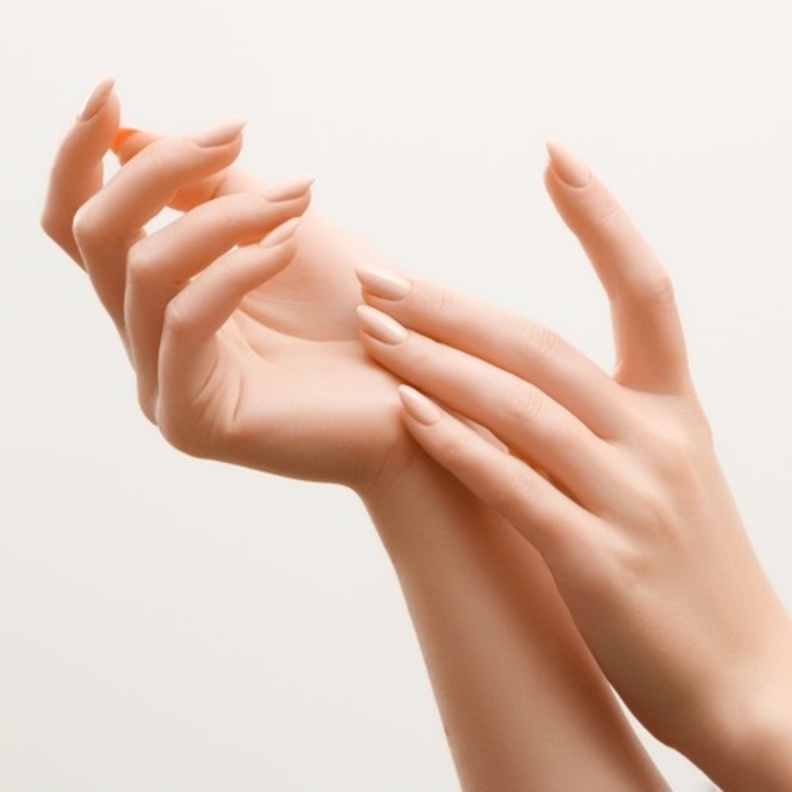 تحضير معقم لليدين في المنزل وحماية البشرة من الجفاف