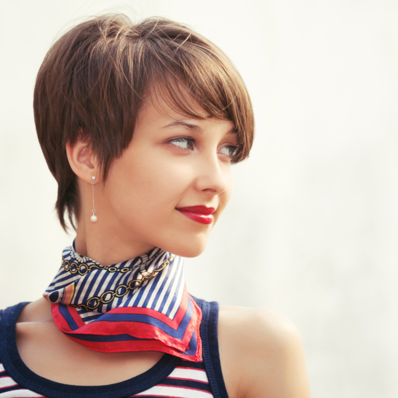 تسريحات شعر قصير راقية تناسبك في جميع الاوقات