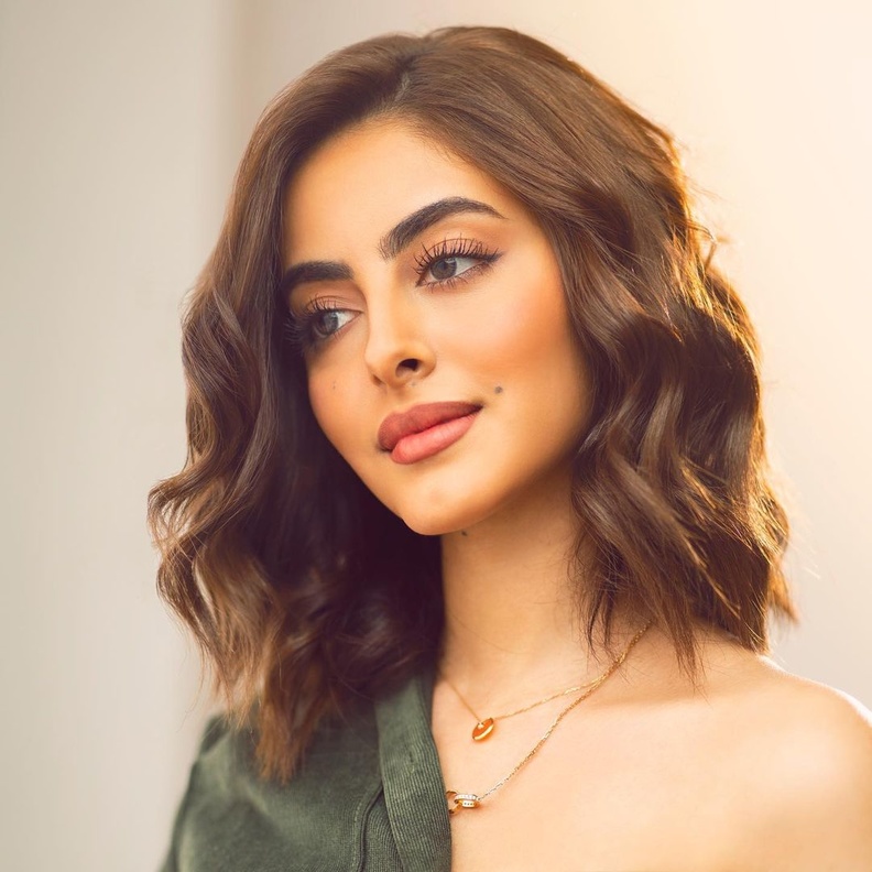 صيحات جمالية يومية مستوحاة من اطلالات جود عزيز