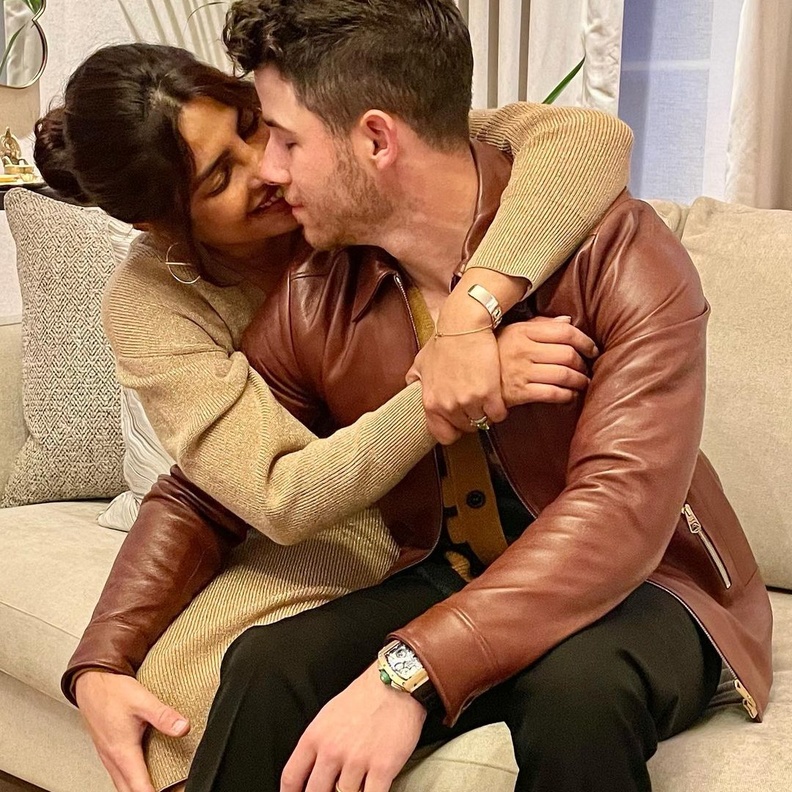 لماذا لم تكشف بريانكا تشوبرا عن اسم طلفتها حتى الآن؟