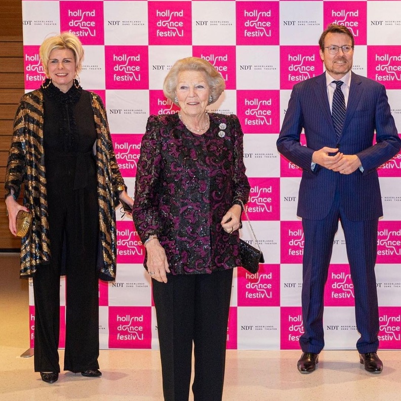 العائلة المالكة الهولندية تفتتح مهرجان الرقص الهولندي