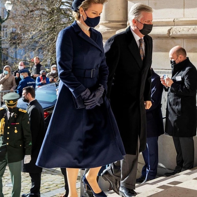 الملك ألبرت والأميرة ديلفين يقومان بأولى مهماتهما الرسمية معا