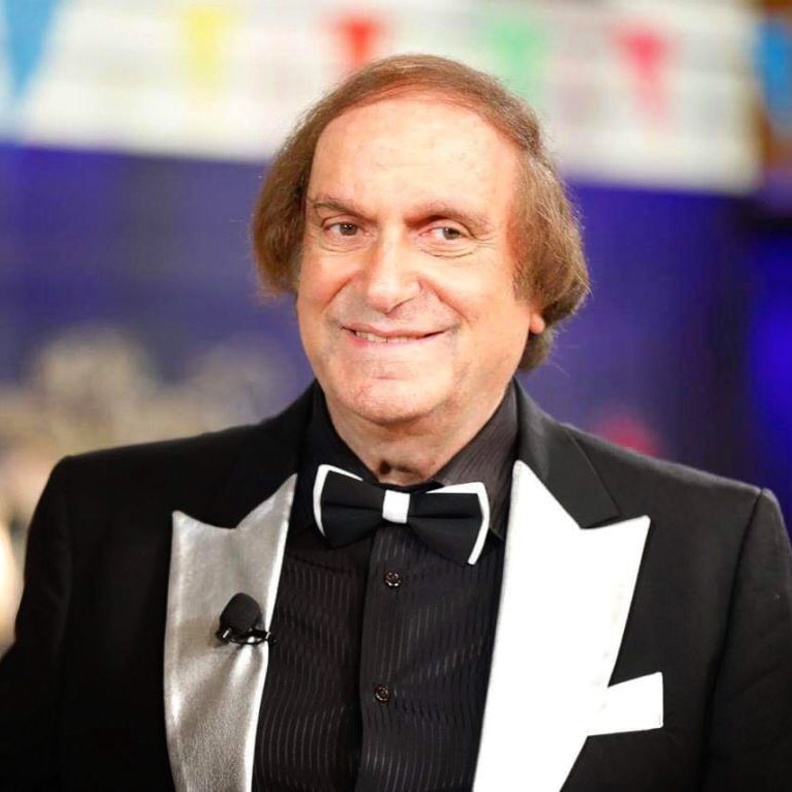 وفاة الفنان اللبناني الشهير سامي كلارك عن عمر يناهز 74 عاما والنجوم ينعونه   