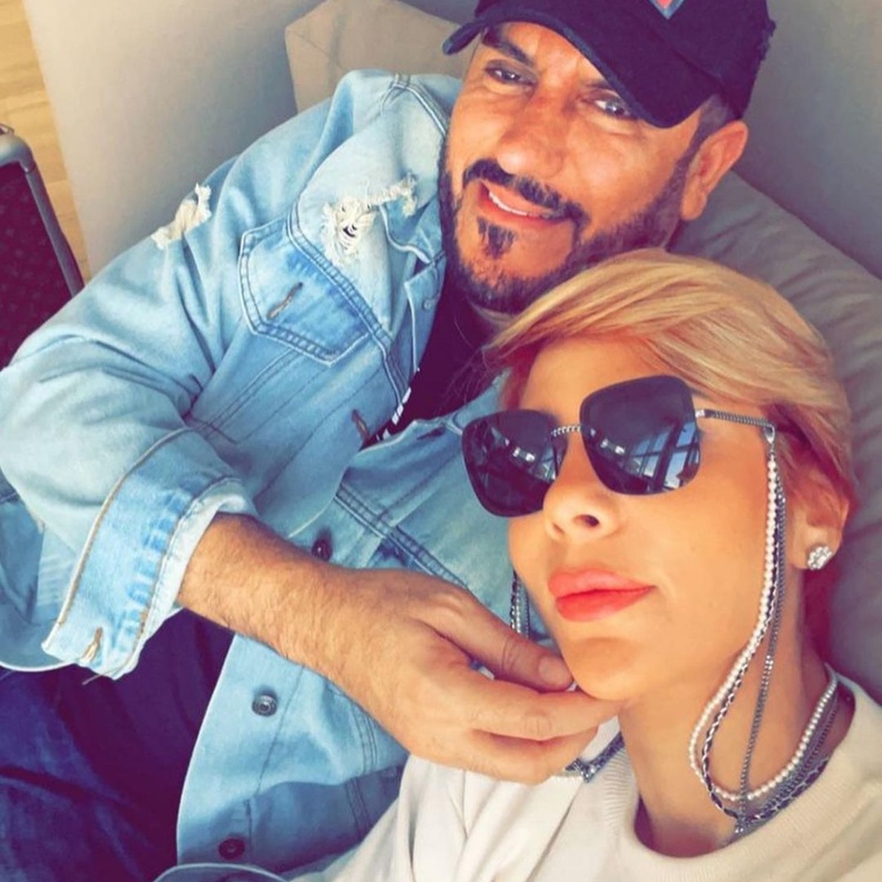 زوج أصالة نصري يُدللها بلقطات رومانسية جديدة لهما