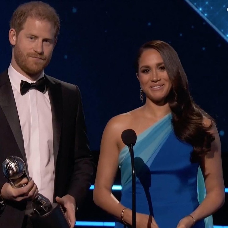 ميغان وهاري في حفل جوائز NAACP Image