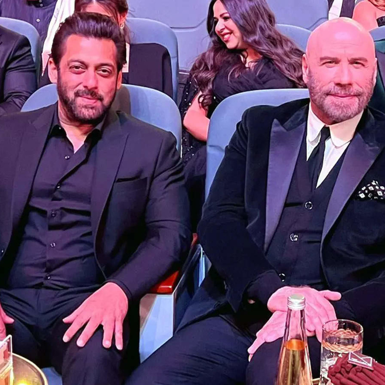  سلمان خان وجون ترافولتا 