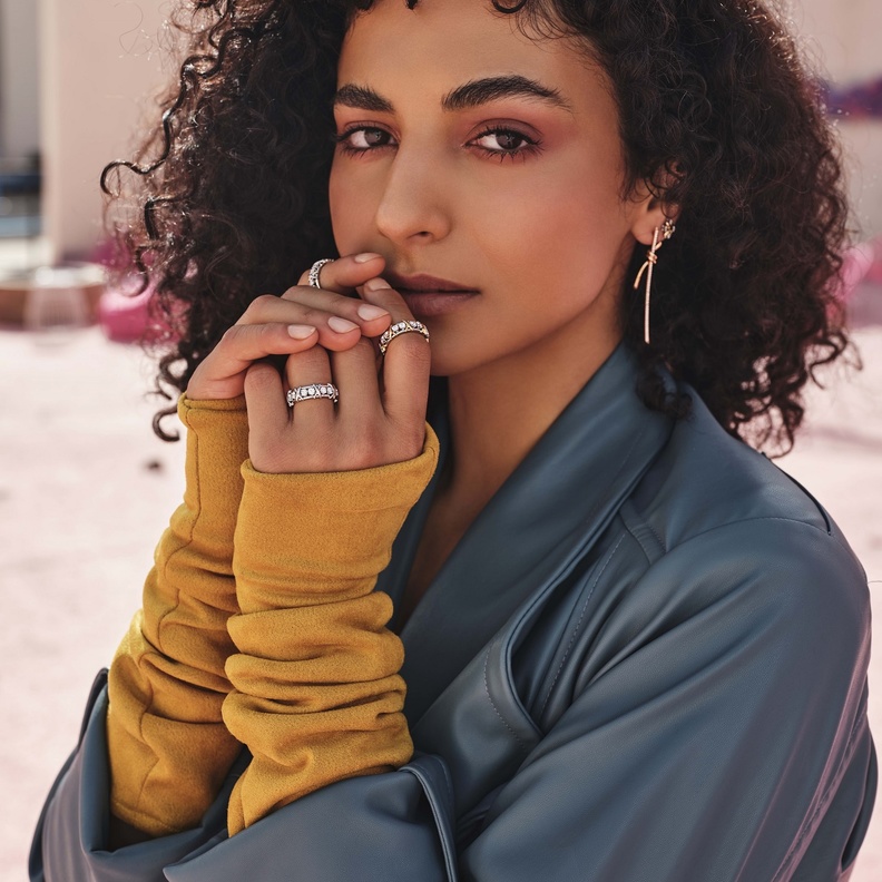 جلسة تصويرية خاصة بمجلة "هي".. The Power of Now