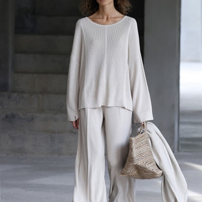 نصائح لتبدو المرأة أنيقة بإطلالة منسقة بأسلوب بسيط من Escorpion