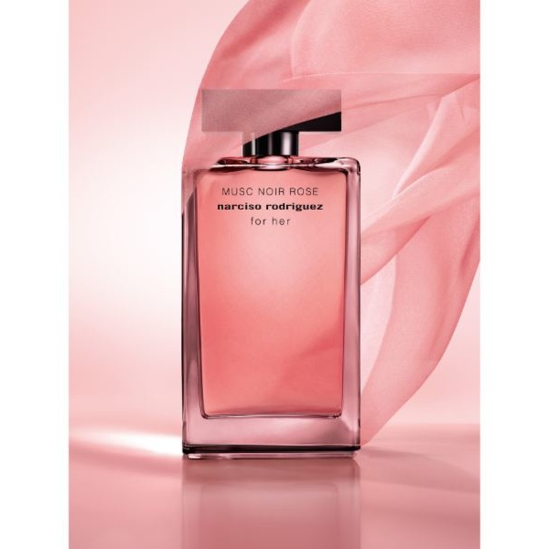 for her MUSC NOIR ROSE