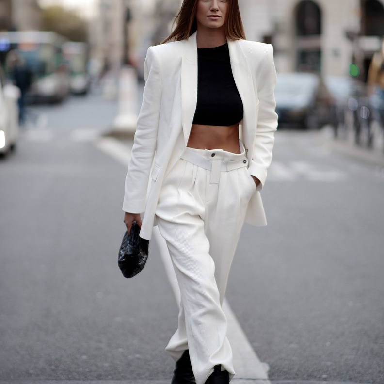 تنسيق إطلالات صيف 2022 كاجوال مميّزة بأسلوب Street Style