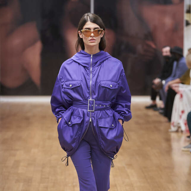 فستان قصير بلون Very Peri من لانفان