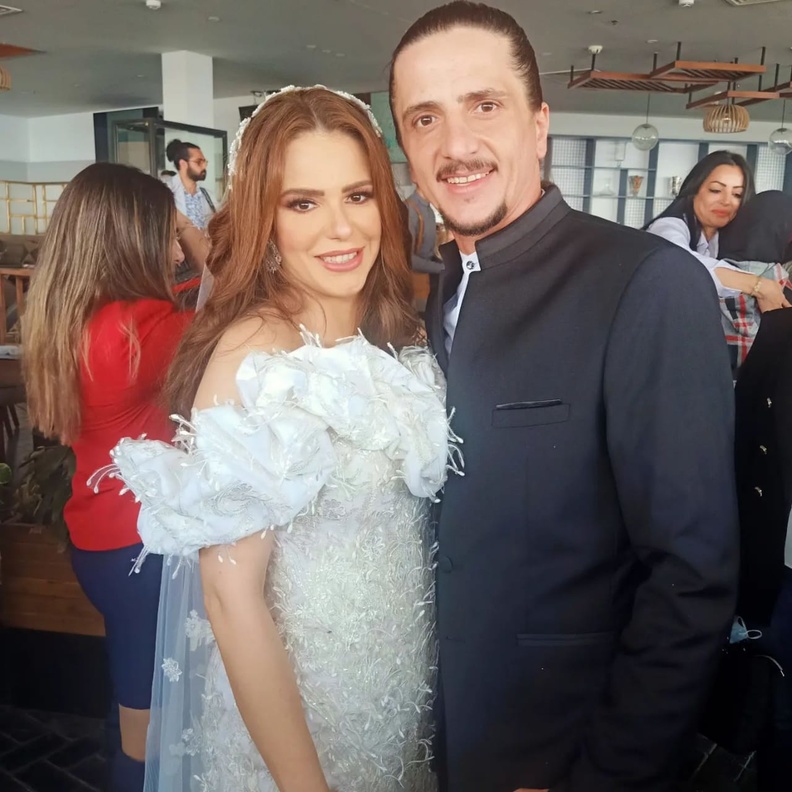 دنيا عبد العزيز