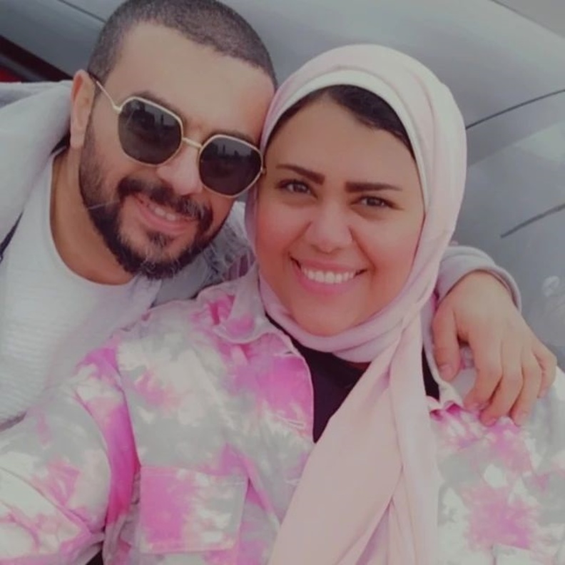 كريم الحسيني وزوجته 