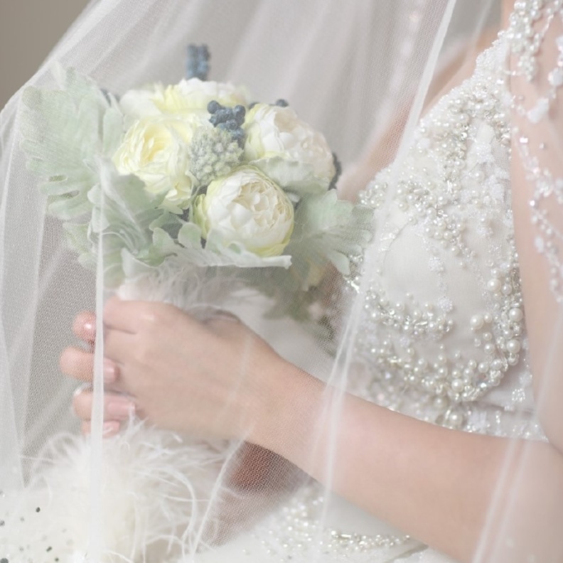 من تصوير العرايس بكاميرا المصورة فاتن الزبيدي