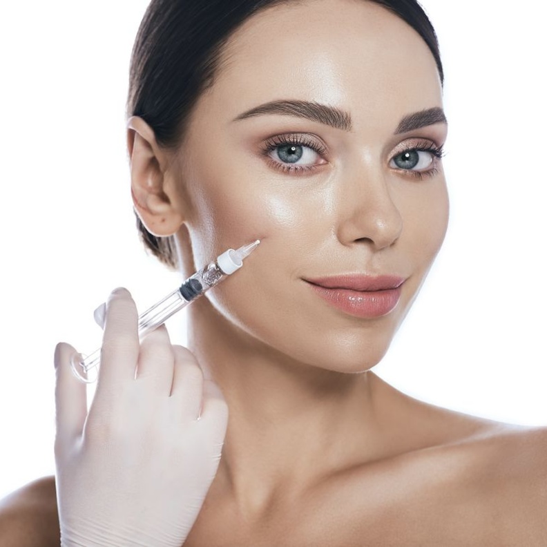 أنواع فيلر الخدود وأبرز مضاعفاته ونتائجه