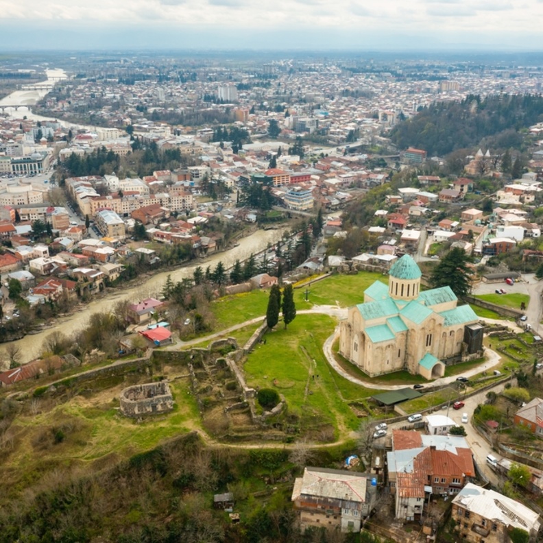 shutterstock_جانب من الحي التاريخي في كوتايسي