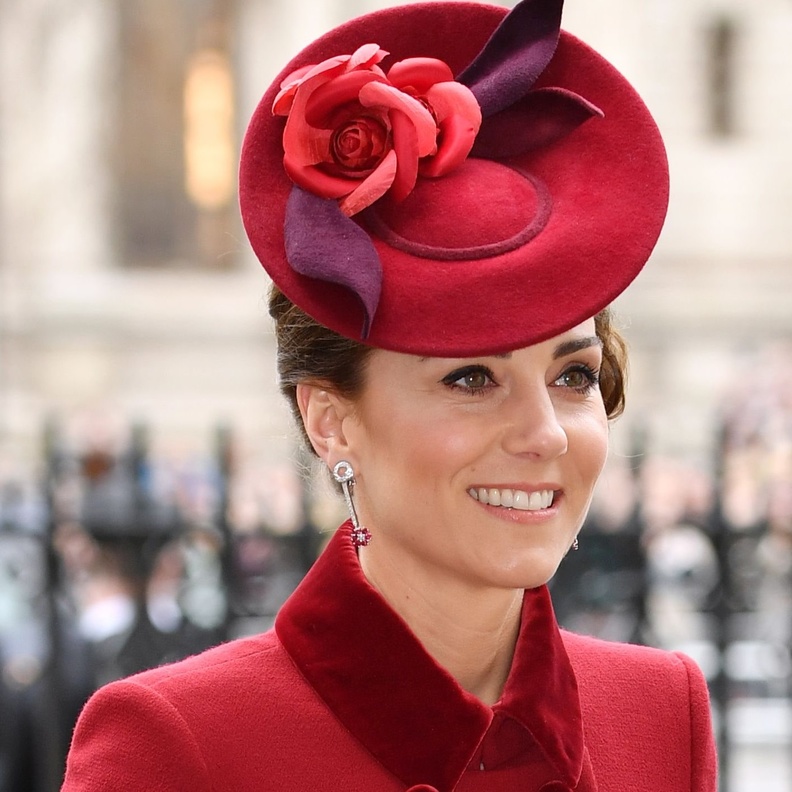 مجوهرات ملكية مرصعة بالياقوت الأحمر بمناسبة عيد الحب