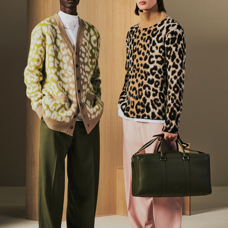 تقدّم "ديور" مجموعة الحقائب الجديدة "ديور لانغو" Dior Lingot