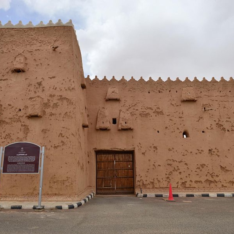 أبواب تحكي الكثير من التاريخ - المصدر واس