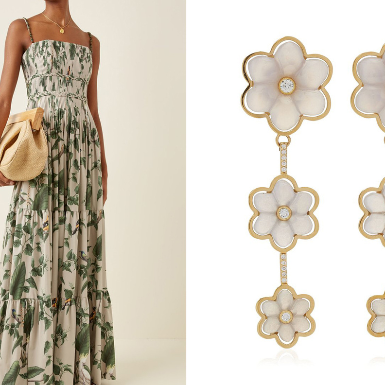 أقراط من آشلي ماكورميك  Ashley McCormick و فستان من Andres Otalora